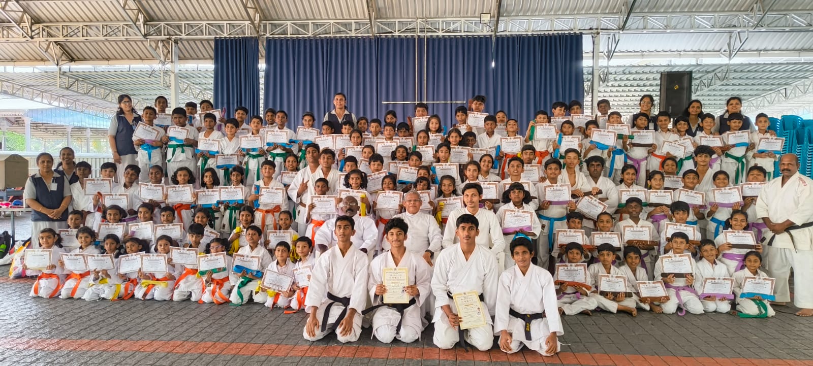 Ken jutsu shitoryu group photo